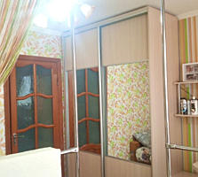 3 комн квартира, МЕЧНИКОВА, 6/9 МЕБЕЛЬ