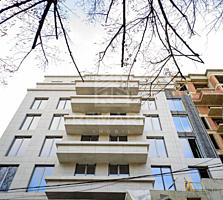 Se vinde apartament, amplasat în sect. Centru, pe str. Tricolor. ...