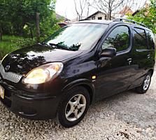 Продам Toyota Yaris Verso
