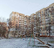 Se ofera spre vinzare apartament cu 3 odai + living in sec. Botanica!