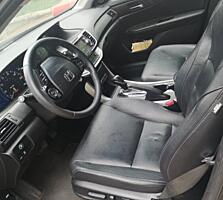 Honda Accord, гибрид 2015г, в отличном состоянии, дёшево!