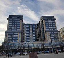 Vă propunem spre vînzare apartament cu 3 odaie + living, amplasat in .