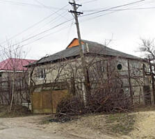 Vînd. Număr de nivele: 2 şi mai multe. Număr de camere: 6. Starea ...