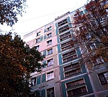 Недорого продается 1 комн. кв. на осипенковском.