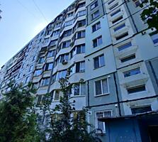 Spre vinzare apartament cu 3 odai situata in sectorul Botanica. ...