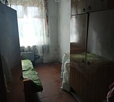 Продаётся 2х комнатная квартира под ремонт
