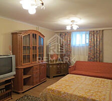 Se vinde apartament de tip garsonieră în 2 nivele, amplasat în sect. .