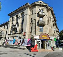 Spre vinzare se propune apartament cu 2 odai in inima capitalei. ...