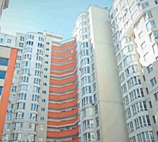 Spre vânzare apartament superb cu 1 camera + living, amplasat în ...