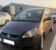 Vind mașina. Cu motor econom de Mercedes (pe motorină)