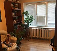 Spre vinzare se ofera apartament cu 4 odai in sectorul Riscani. ...