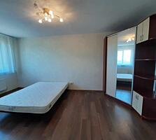 Îți prezentăm spre vânzare apartament cu 1 odaie + living, amplasata .