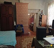 2 комн. кв., 48 м2, центр, ул. Букурешть 35, место под гараж, беседку