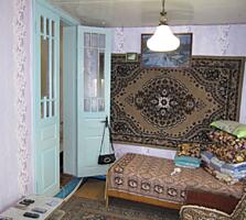 Две части или весь 1.5-эт. дом, 245 м2 на 8 сотках, г. Бельцы