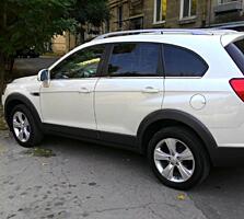 Отличный автомобиль.. Chevrolet Captiva 2011год