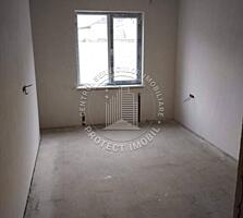 Despre apartament: - 3 dormitoare - 1 living - 2 blocuri sanitare - ..