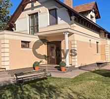 Vînd. Număr de nivele: 2 şi mai multe. Starea casei: Euroreparație. ..