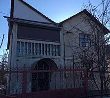 Продам дом 2 этажа 108 кв метра 6 соток. Тихое уютное место.