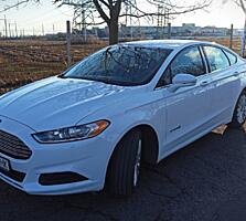 Ford Fusion hybrid 2013