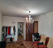 Vânzare: Apartament cu 3 camere (65 m2) sect. Buiucani str. Ion Peliv