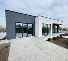 Com. Togatin. Casa de Lux in Still Hi Tech! 240 mp + 7,5 ar!