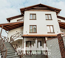Vă propunem spre vînzare acest Duplex în 3 nivele, amplasatîn sect. ..