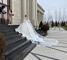 Продам свадебное платье