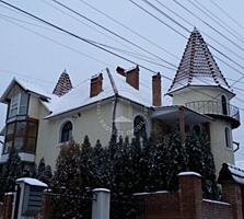 Casă în centrul Chișinăului,amplasată pe Str. Ivan Zaikin! Casa este .