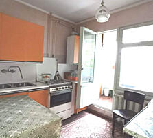 Продаю 3-х комнатную квартиру, 66 м², 10 квартал, Бельцы