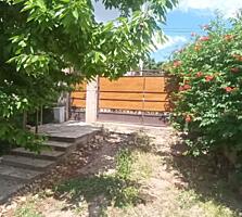 Продам небольшой дом в Суклее в хорошем месте 10 соток рядом Днестр!
