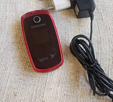 Samsung Sprint M300, с зарядкой, cdma, рабочий, батарея держит отлично