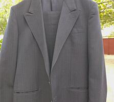 Продам куртку кожаную, пальто, плащ, костюмы.