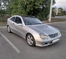 Продам Мерседес W203 купе 2.0 компрессор газ-метан. Без ГБО 2800$