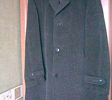Продаю пальто мужское из натуральной шерсти
