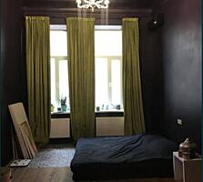 Продам 4-х комнатную квартиру в историческом центре Одессы. Квартира .