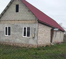 Срочно дом Парканы общ 110 кв. м. цена 14000у. е