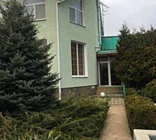 Продается двухэтажный дом в Овидиопольском районе пгт Молодежное. ...