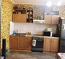 Продаётся 2-х этажный дом в центре Таирова общей площадью 100 кв.м. ..