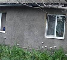 Продам уютный крепкий дом в селе Переможное. Село находится в 10 км ..