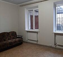 Продается дом на Таирова. Площадью 40 кв.м. Ширина стен 80 см. ...
