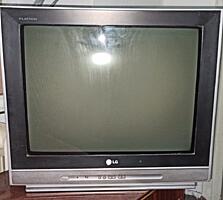 Телевизор LG в хорошем состоянии