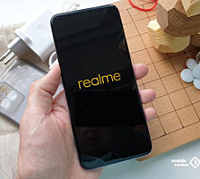 Продам телефон Realmi 8i