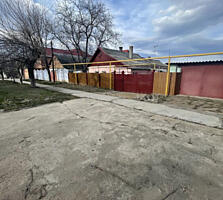 Продам 1/2 частного дома Кирпичи/Орджоникидзе