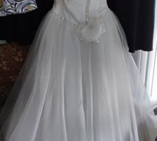 Платье свадебное, венчальное, выпускной (р-р-40-46)