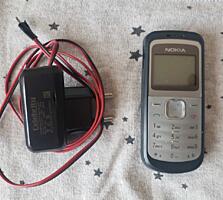 Продам телефон Нокия GSM, на запчасти, есть зарядка, см. фото
