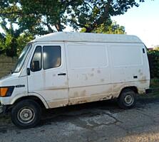 Продам Мерседес Бенц 1993 г.