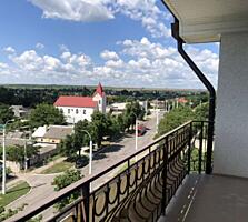 Продаётся Квартира большой площадью - Двух уровневая. Центр