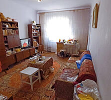 Манго, дом три комнаты, газовое отопление, огород, вода в доме, подвал