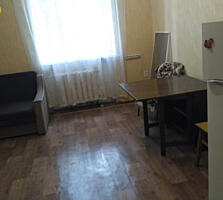 3-комнатная просторная Сталинка на Комитетской.