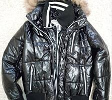 Зимняя куртка (40 размер) - на 12-13 лет.